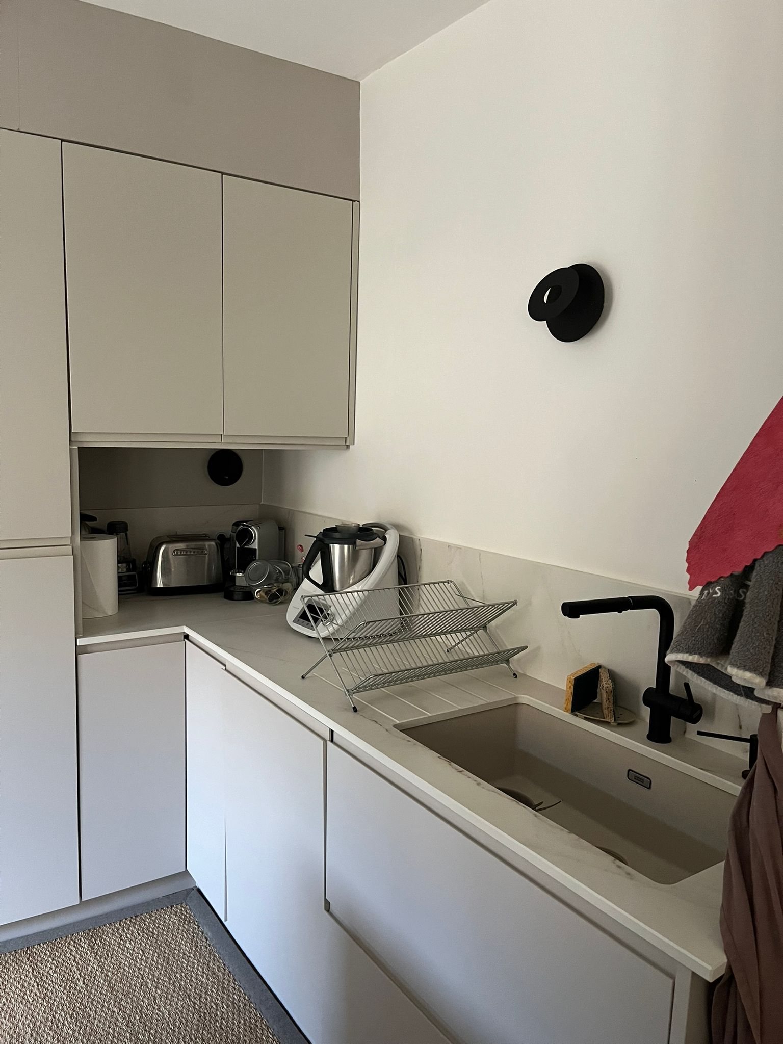 Cuisine installée en 2023 à Mudaison par SAGILIS