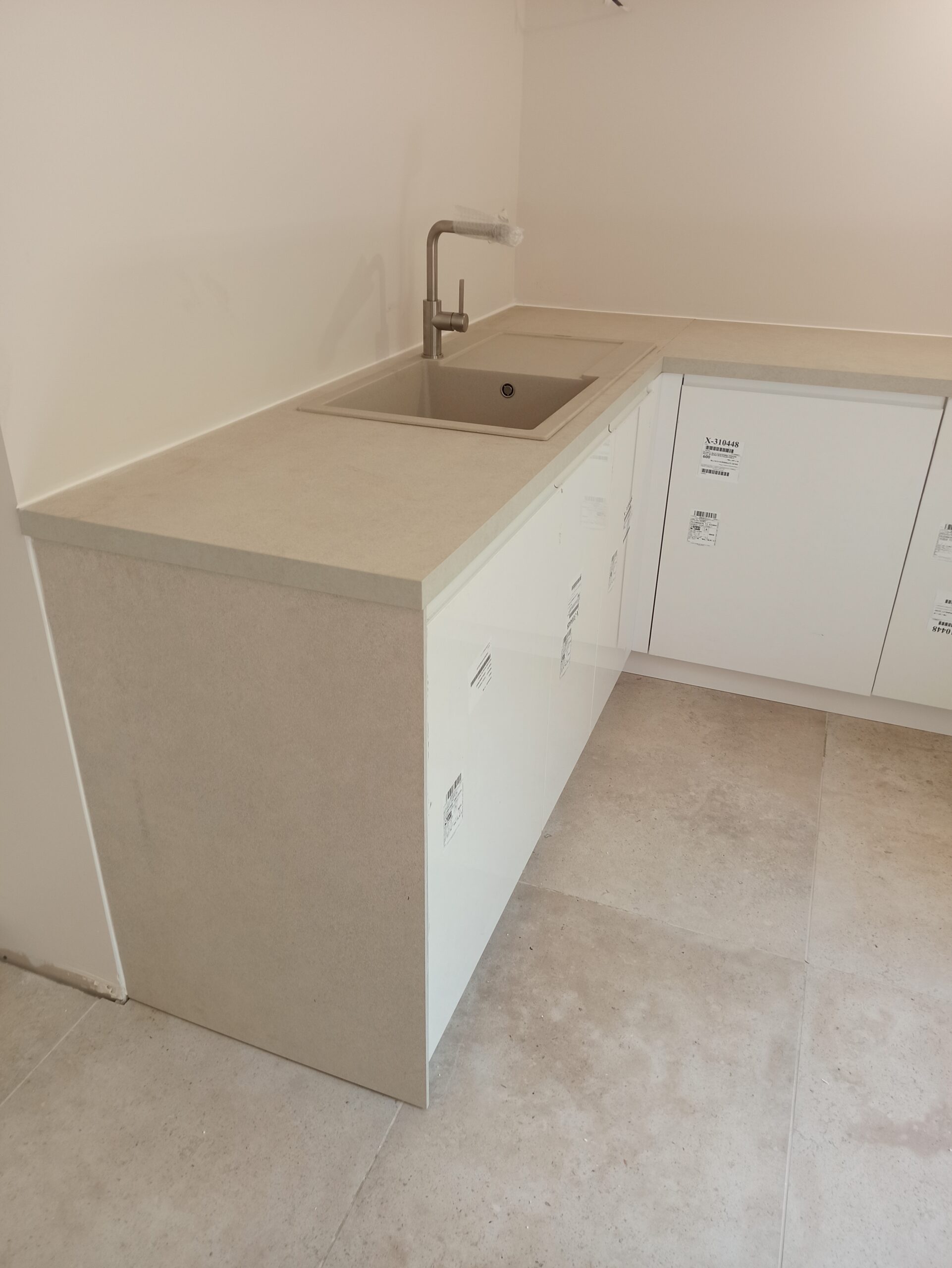 cuisine installée en 2023 par sagilis à castelnau le lez